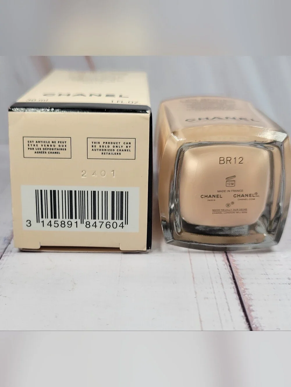 Chanel Les Beiges Healthy Glow Foundation BR12 BNIB